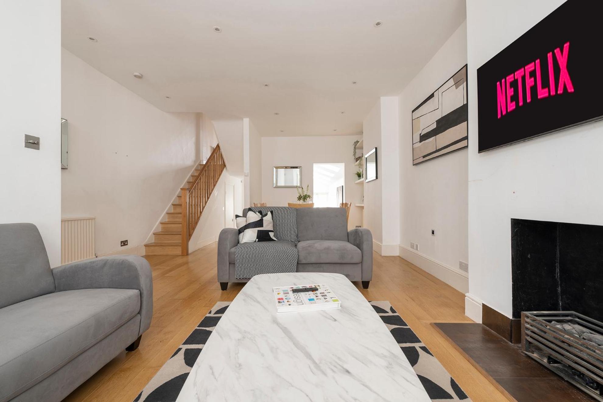 Fulham Spacious & Luxe House With Parking & Garden * Londra